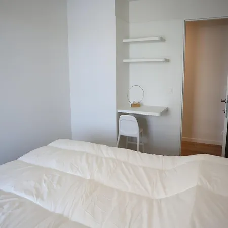 Apartment Zephir With A Location Nieuwpoort