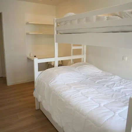 Zephir With A Location Apartment *