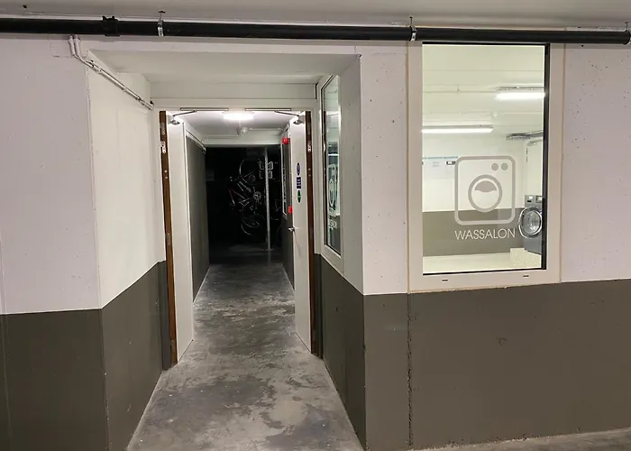 In Near The Marina 아파트 니우포르트